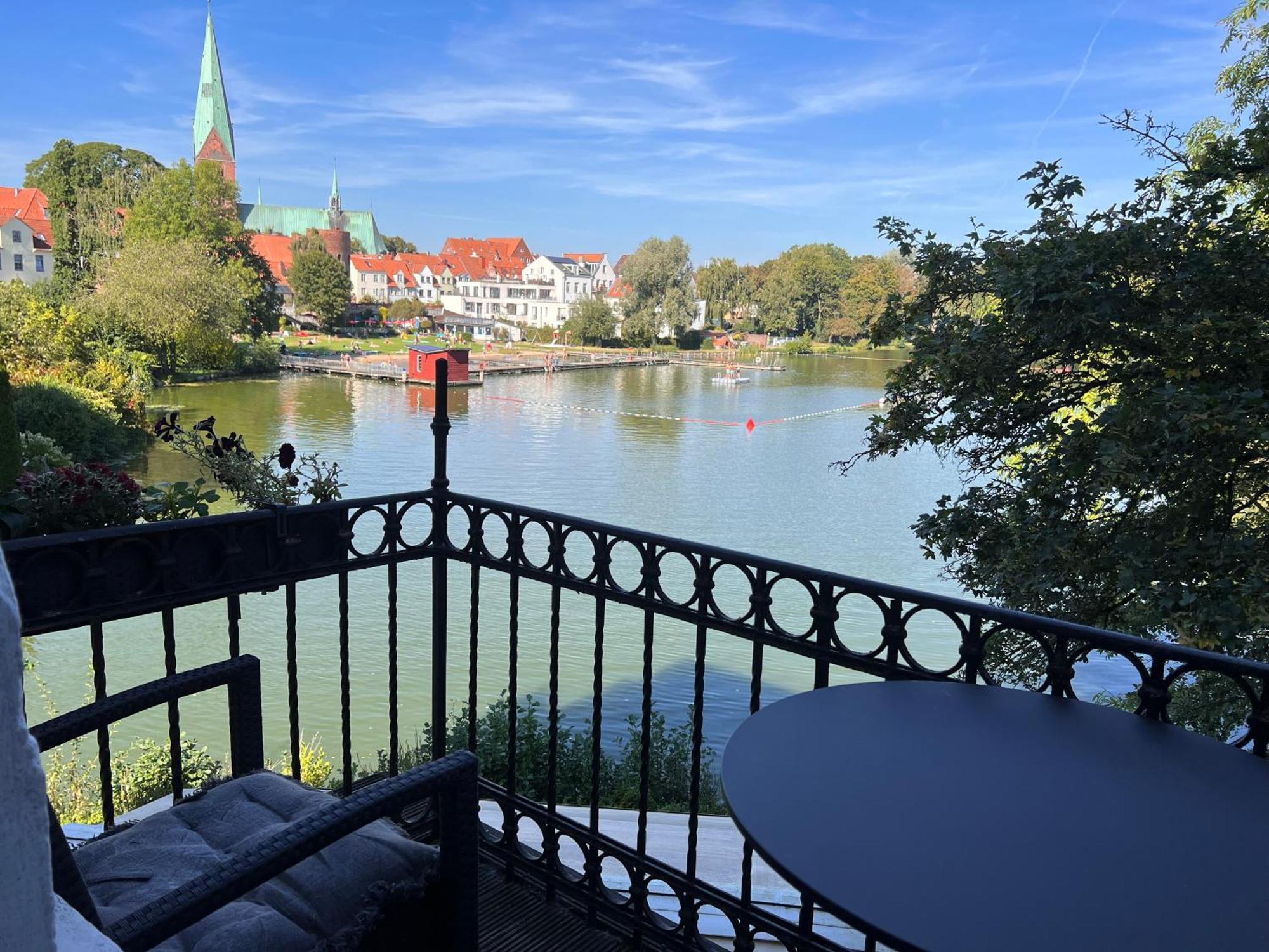 Hotel Excellent 3*